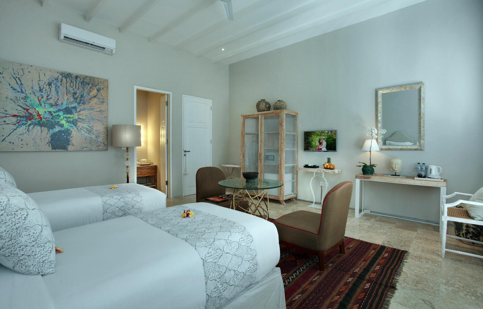 Room & Vespa 4 Seminyak  Exterior photo